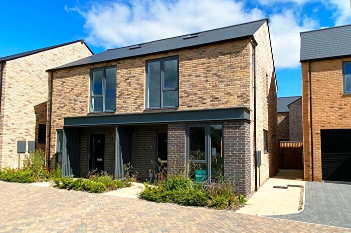 2 Bedroom Semi Detached House To Rent In Thruscross Close, Harrogate, HG3