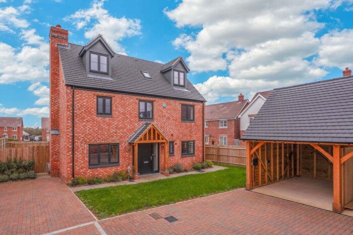 5 Bedroom Detached House For Sale In Spa Farm Court, Stratford-Upon-Avon, CV37
