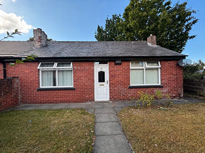 2 Bedroom Bungalow For Sale In Ashfield Road, Rochdale, Greater Manchester, OL11