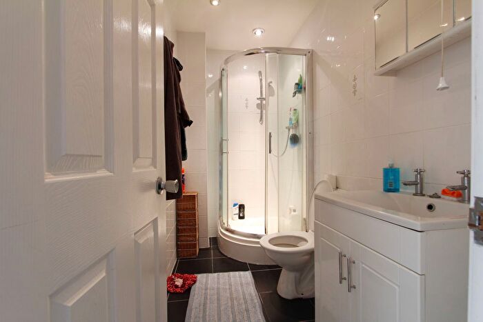 4 Bedroom Terraced House To Rent In Addington Road, Reading, RG1