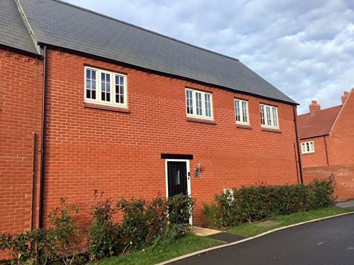 2 Bedroom Flat To Rent In Badger Close, Brackley, NN13