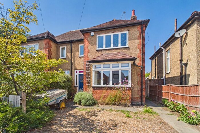 4 Bedroom Semi-Detached House For Sale In Coleridge Road, Cambridge, Cambridgeshire, CB1
