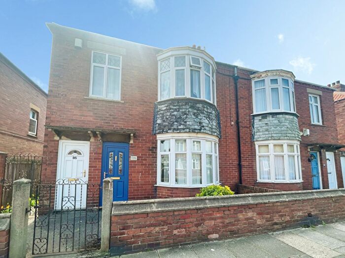 2 Bedroom Flat To Rent In Princess Louise Road, Blyth, NE24