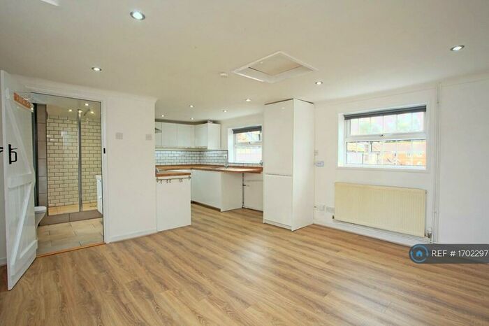 1 Bedroom Flat To Rent In New Inn, Watton, IP25