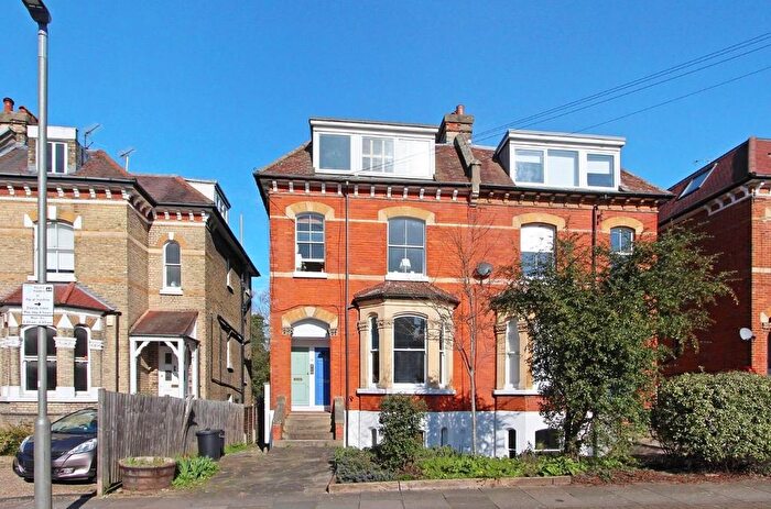 1 Bedroom Flat To Rent In Melrose Road, West Hill, SW18