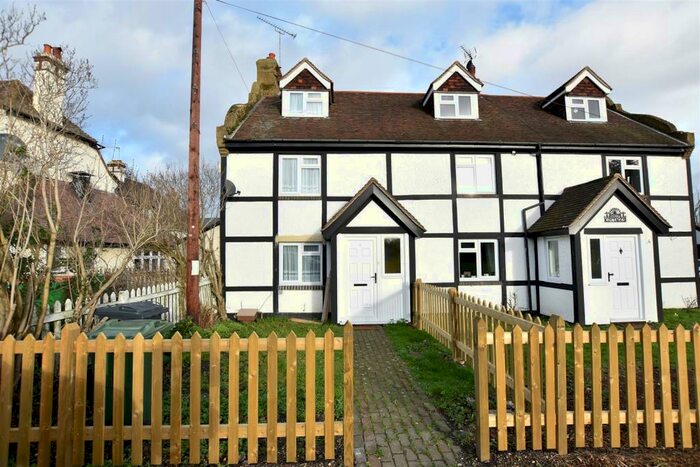 2 Bedroom Semi-Detached House To Rent In Green Street Green Road, Dartford, DA2