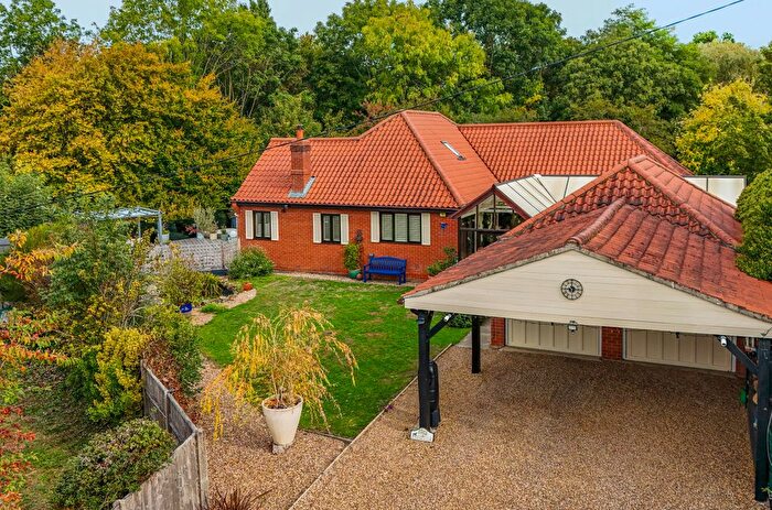 4 Bedroom Detached House For Sale In Greenways Close, Flordon, Norwich, NR15