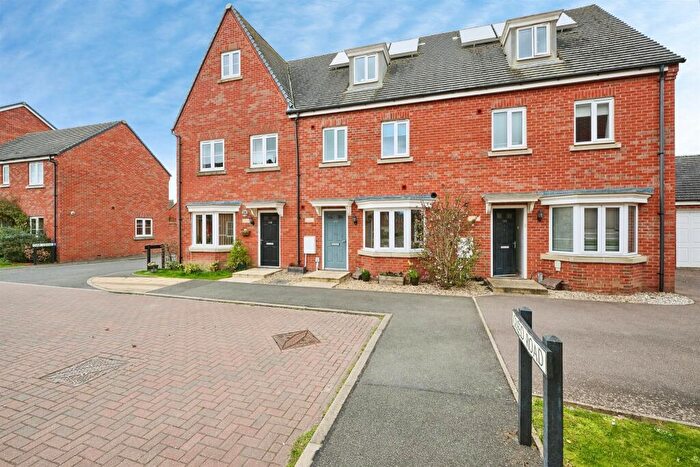4 Bedroom Terraced House For Sale In Creed Road, Oundle, Peterborough, PE8