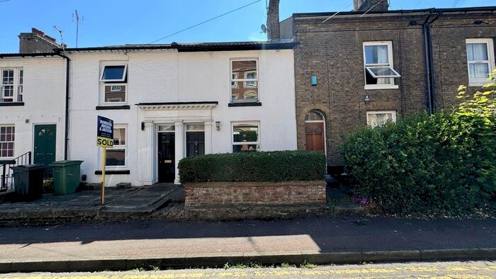 2 Bedroom Terraced House To Rent In Marsham Street, Maidstone, ME14