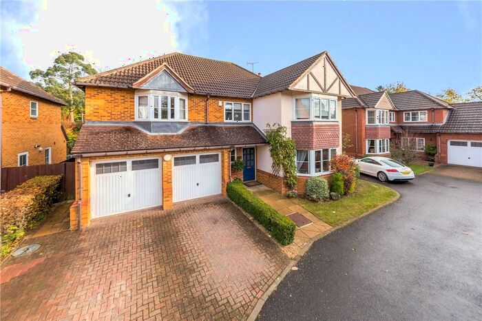 5 Bedroom Detached House To Rent In Mancroft Road, Aley Green, Luton, LU1