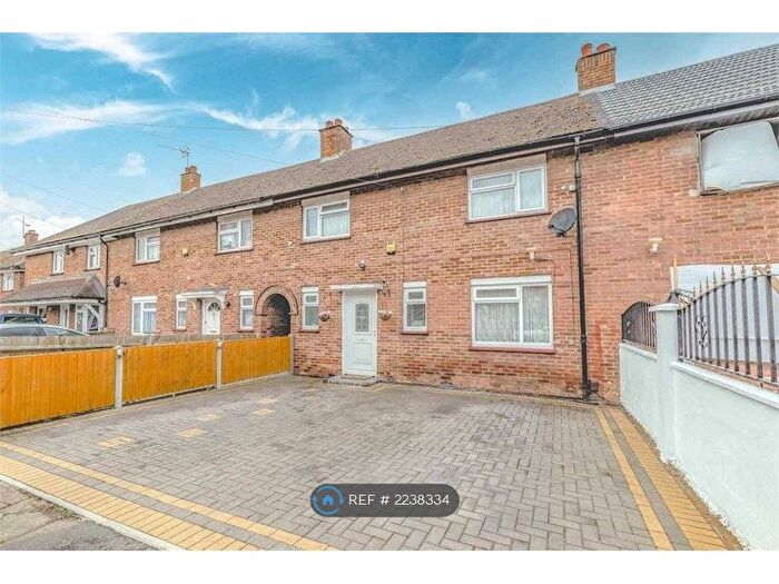 3 Bedroom Terraced House To Rent In Hazel Avenue, West Drayton, UB7