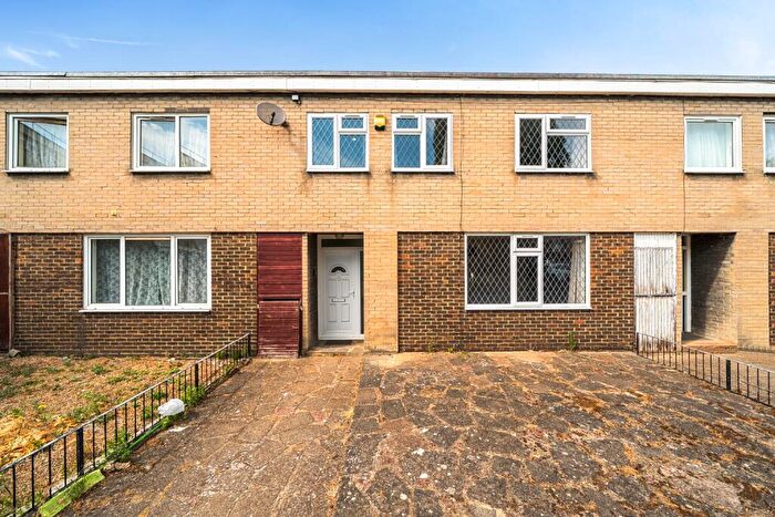 4 Bedroom Terraced House For Sale In Dacca Street, London, SE8