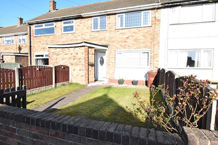 3 Bedroom Semi-Detached House To Rent In Fairfax Avenue, Knottingley, WF11