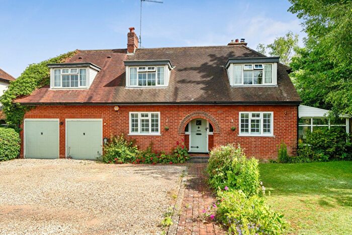 4 Bedroom Detached House For Sale In Purley Rise, Purley On Thames, Reading, RG8