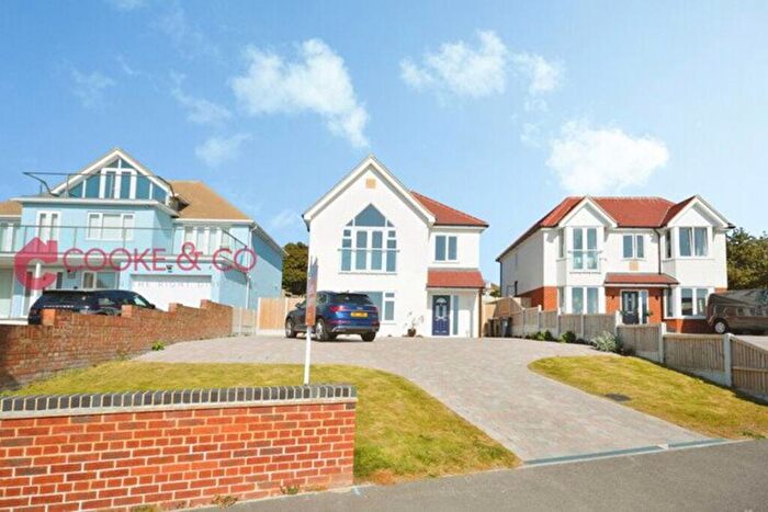 4 Bedroom House To Rent In Victoria Parade, Ramsgate, CT11