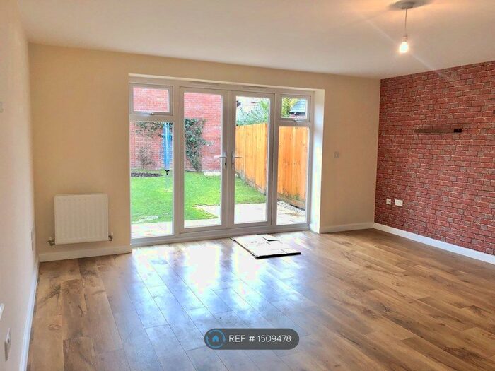 3 Bedroom Semi-Detached House To Rent In Edging Lane, Buckingham Industrial Estate, Buckingham, MK18