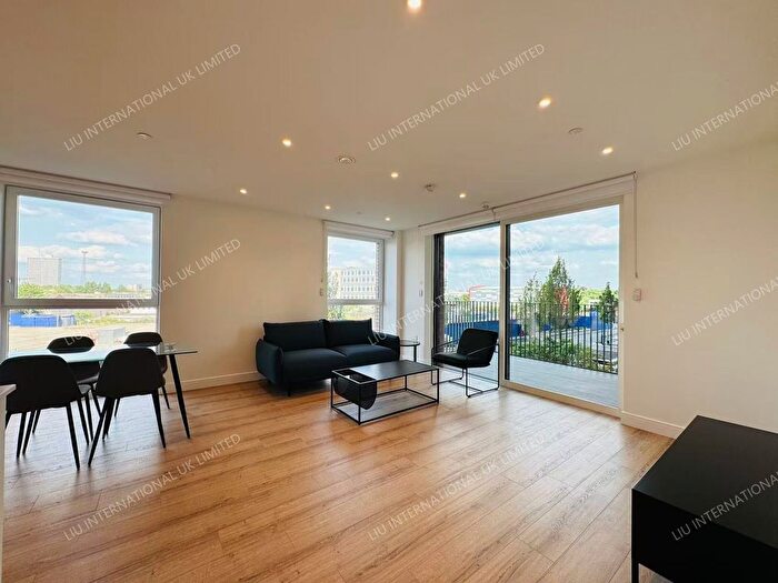 2 Bedroom Flat To Rent In Beresford Avenue, Wembley, HA0