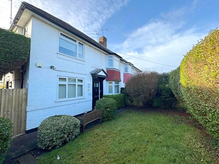 2 Bedroom End Of Terrace House To Rent In The Fairway, London, NW7