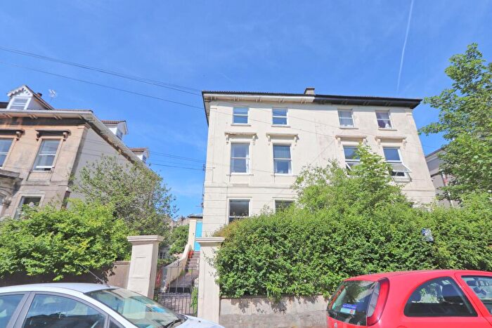 2 Bedroom Flat To Rent In Garden Flat, Victoria Walk, Bristol, BS6
