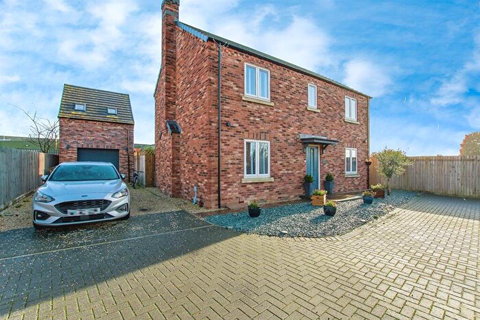 4 Bedroom Detached House For Sale In Lowery Close, Long Sutton, Spalding, PE12