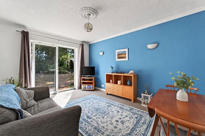 1 Bedroom Flat For Sale In Verwood Crescent, West Close Court, BH6