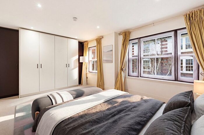 5 Bedroom Terraced House To Rent In Grove Cottages, Chelsea Manor Street, SW3