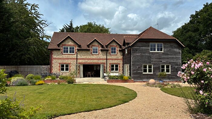 5 Bedroom Detached House For Sale In Britwell Hill, Watlington, OX49