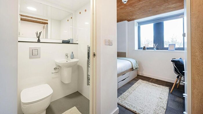 1 Bedroom Flat To Rent In North Road, Lancaster, LA1