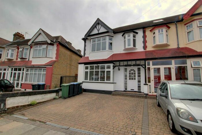 3 Bedroom House To Rent In Farm Road, London, N21