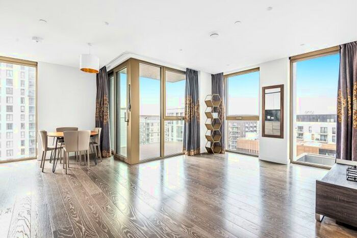 2 Bedroom Flat To Rent In The Lighterman, Pilot Walk, Lower Riverside, Greenwich Peninsula, SE10
