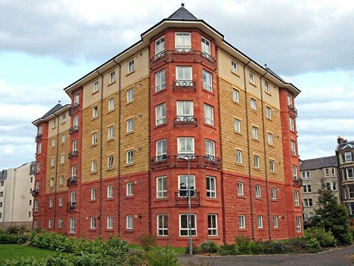 2 Bedroom Flat To Rent In McDonald Road, Edinburgh, EH7