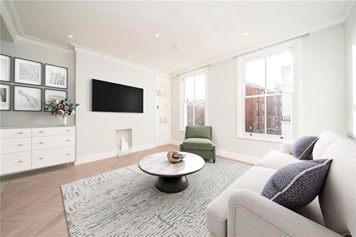 3 Bedroom Flat To Rent In Edith Grove, Chelsea, SW10