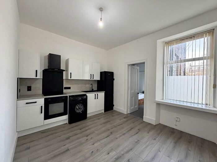 1 Bedroom Flat To Rent In Ground Floor Left, Union Grove, Aberdeen, AB10