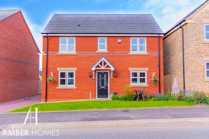 3 Bedroom Detached House To Rent In Aumonier Way, Alfreton, Derbyshire, DE55