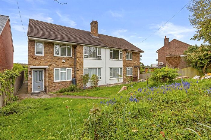 3 Bedroom End Terrace House For Sale In Hatters Lane, High Wycombe, HP13