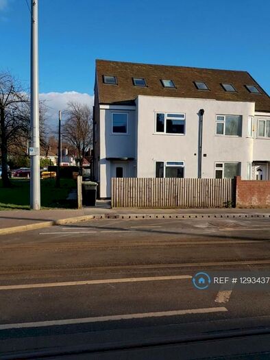 6 Bedroom Semi-Detached House To Rent In Lower Road, Beeston, Nottingham, NG9