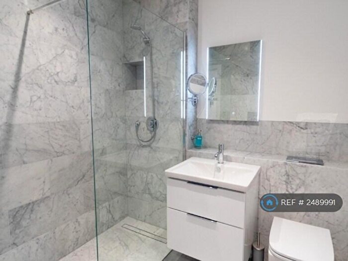 1 Bedroom Flat To Rent In The Mailbox, Birmingham, B1