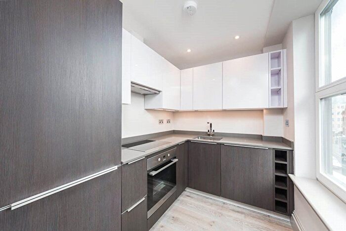 1 Bedroom Flat To Rent In Grayton House, - Fulham Road, Fulham, SW6