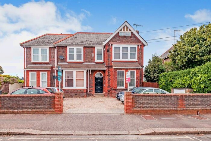 1 Bedroom Maisonette To Rent In Langton Road, Worthing, BN14