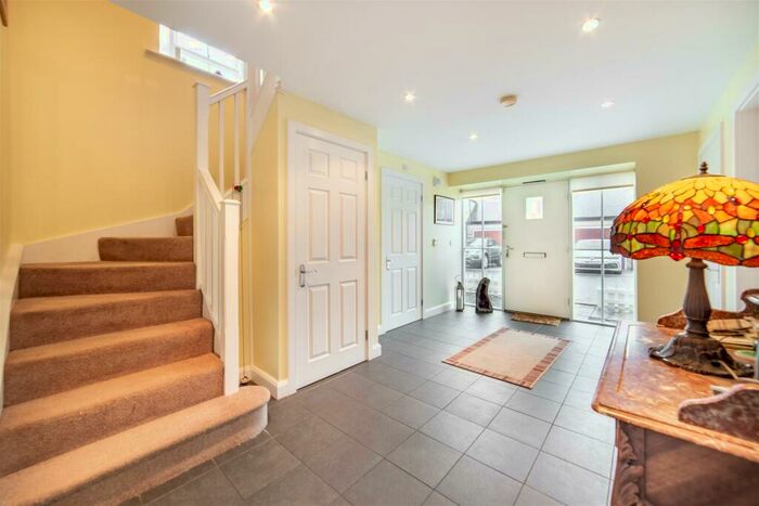 3 Bedroom Barn Conversion For Sale In East Brunton Wynd, Great Park, NE13