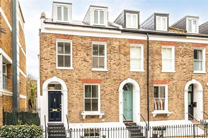 4 Bedroom Property For Sale In Sidney Road, Stockwell, SW9