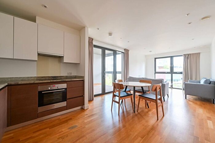 2 Bedroom Flat To Rent In Calla House, East Village, Stratford, London, E20