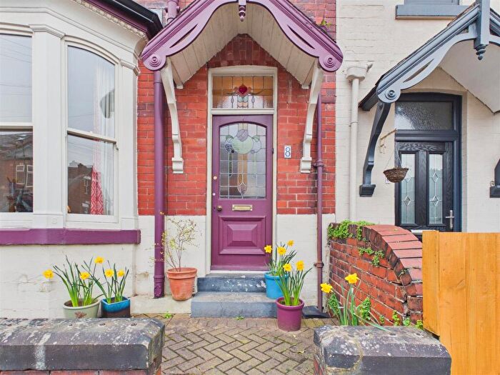 3 Bedroom Terraced House For Sale In Greenhill Road, Woodseats, Sheffield, S8