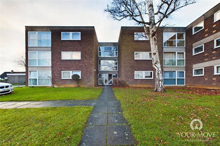 2 Bedroom Flat To Rent In Landcross Drive, Abington Vale, Northampton, NN3