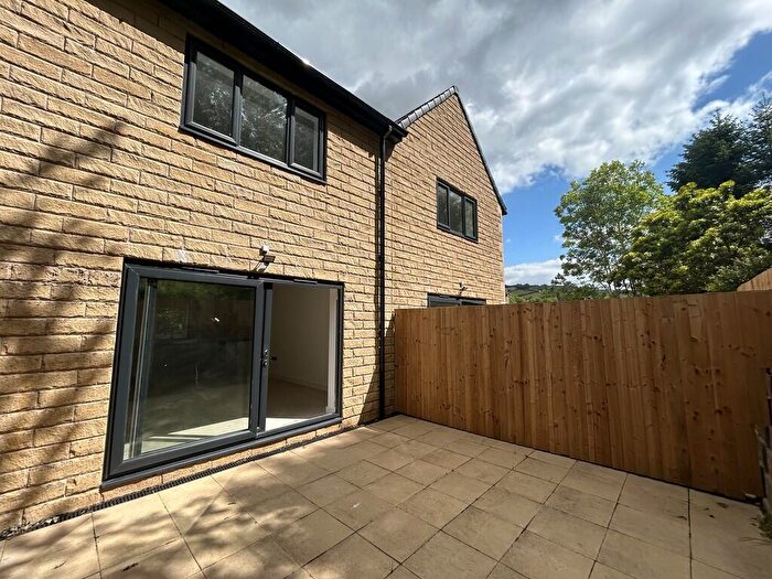 3 Bedroom Terraced House For Sale In Burnley Road, Cornholme, Todmorden, OL14