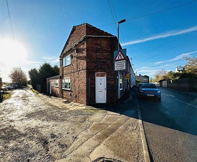 2 Bedroom Terraced House For Sale In Low Street, Swinefleet, Goole, DN14