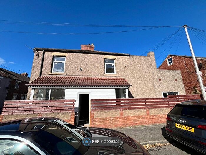 3 Bedroom Semi-detached House To Rent In Kent St, Bishop Auckland, DL14