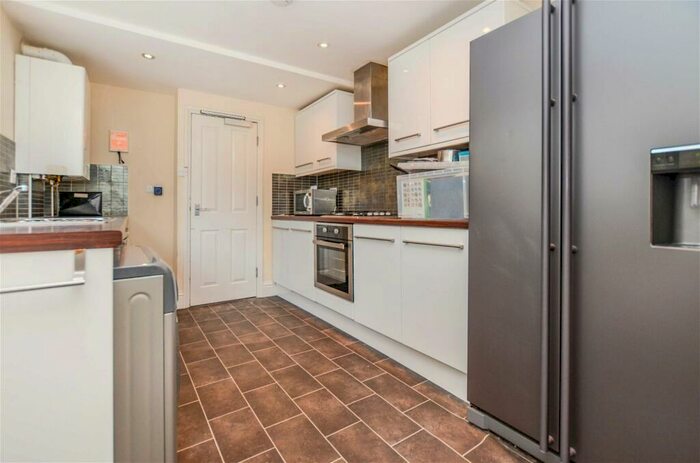 5 Bedroom Terraced House To Rent In Britannia Road, Southsea, Hampshire, PO5
