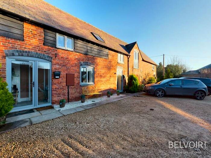 2 Bedroom House For Sale In Walford Barns Baschurch, SY4