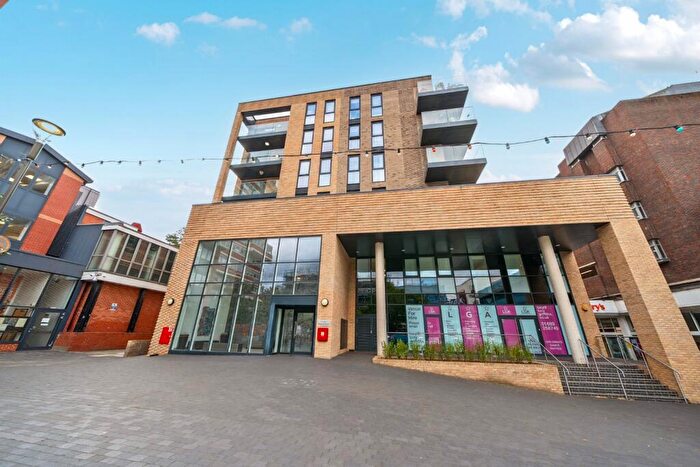 2 Bedroom Apartment For Sale In Homefield Rise, Orpington, Kent, BR6